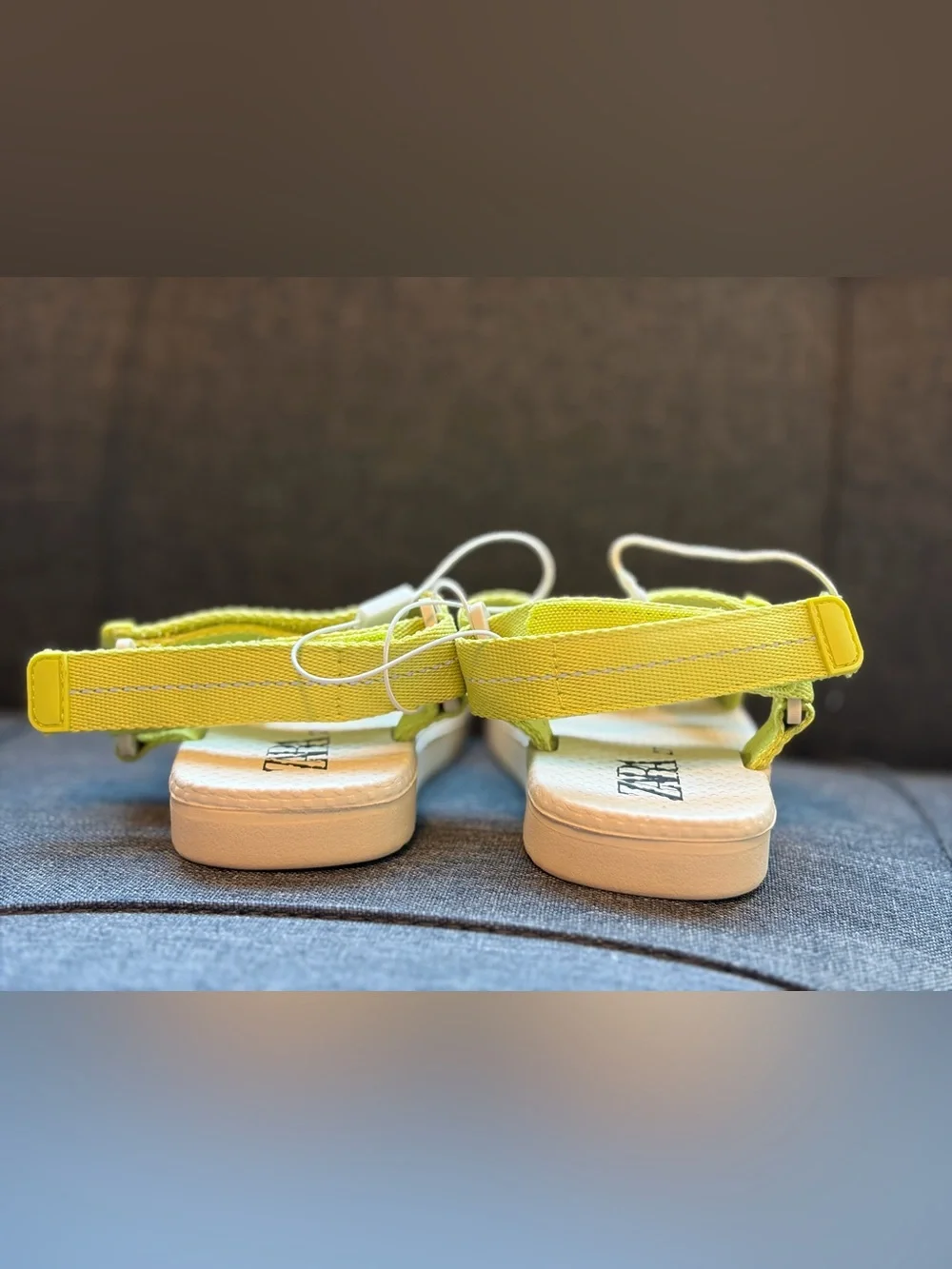 Zara Toddler Sport Sandals Size 27 / US 10C NWT Lime Green